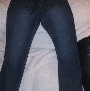 pd&c MENS 34x32 blue jeans.